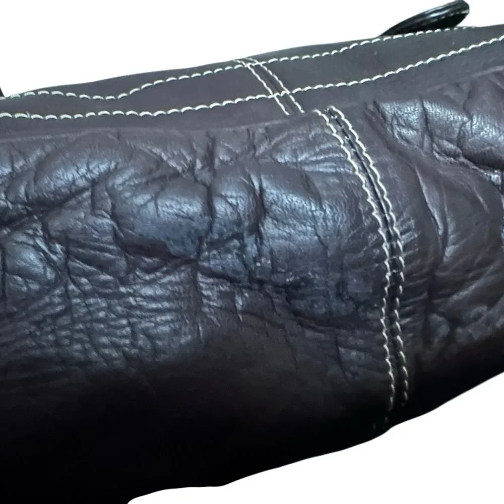 Latico Adventurer Leather Messenger Bag